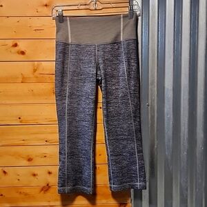Lululemon Capri Leggings Size 4